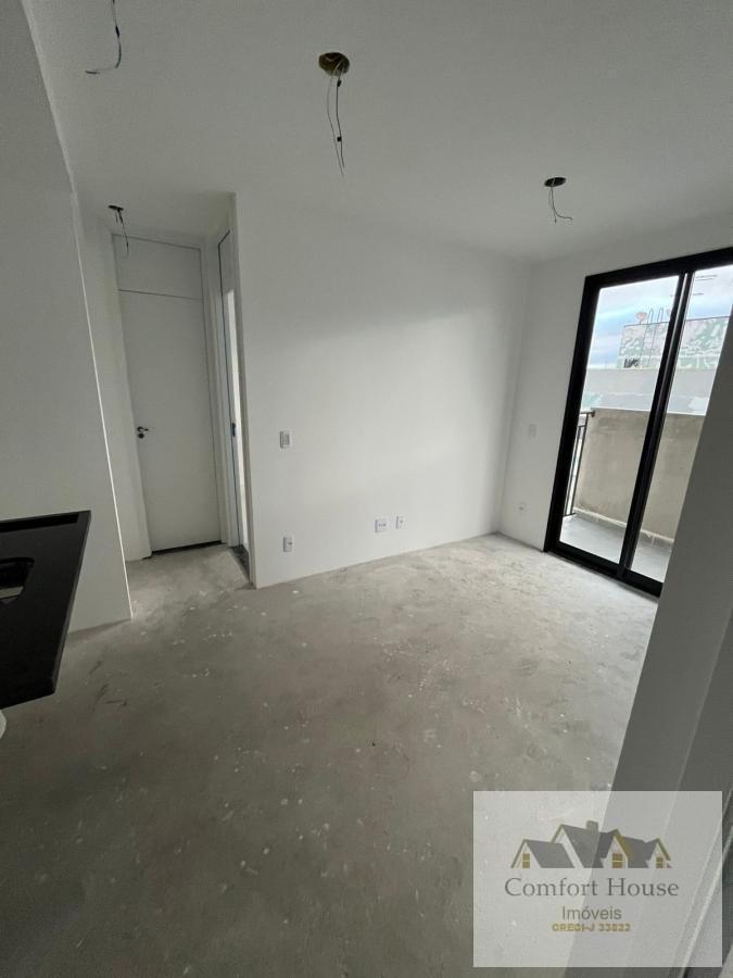 Apartamento à venda com 2 quartos, 40m² - Foto 20