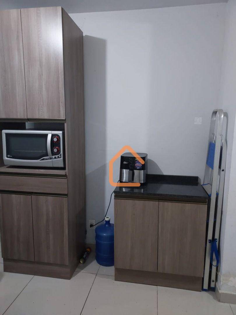 Apartamento para alugar com 2 quartos, 50m² - Foto 7