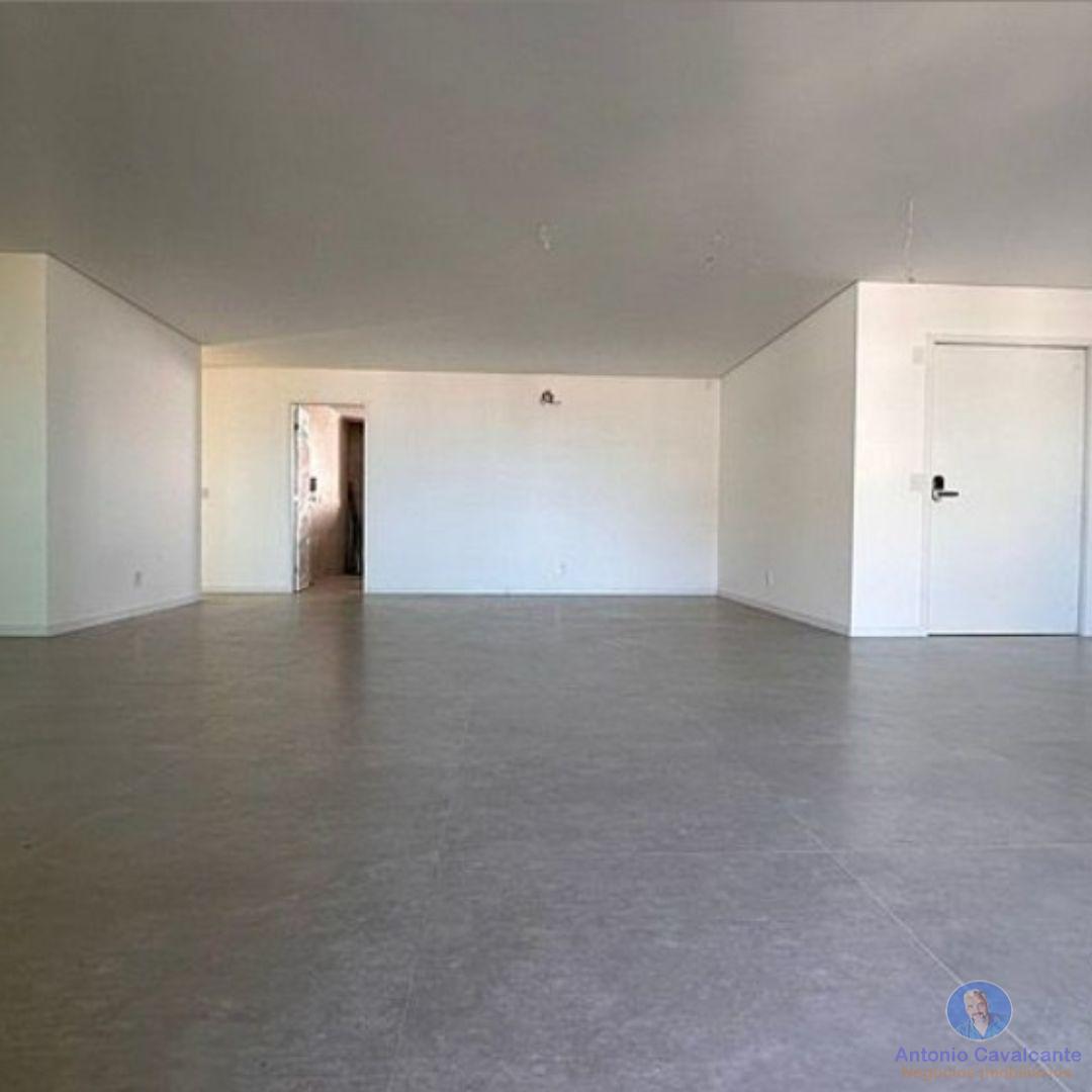 Apartamento à venda com 4 quartos, 227m² - Foto 3