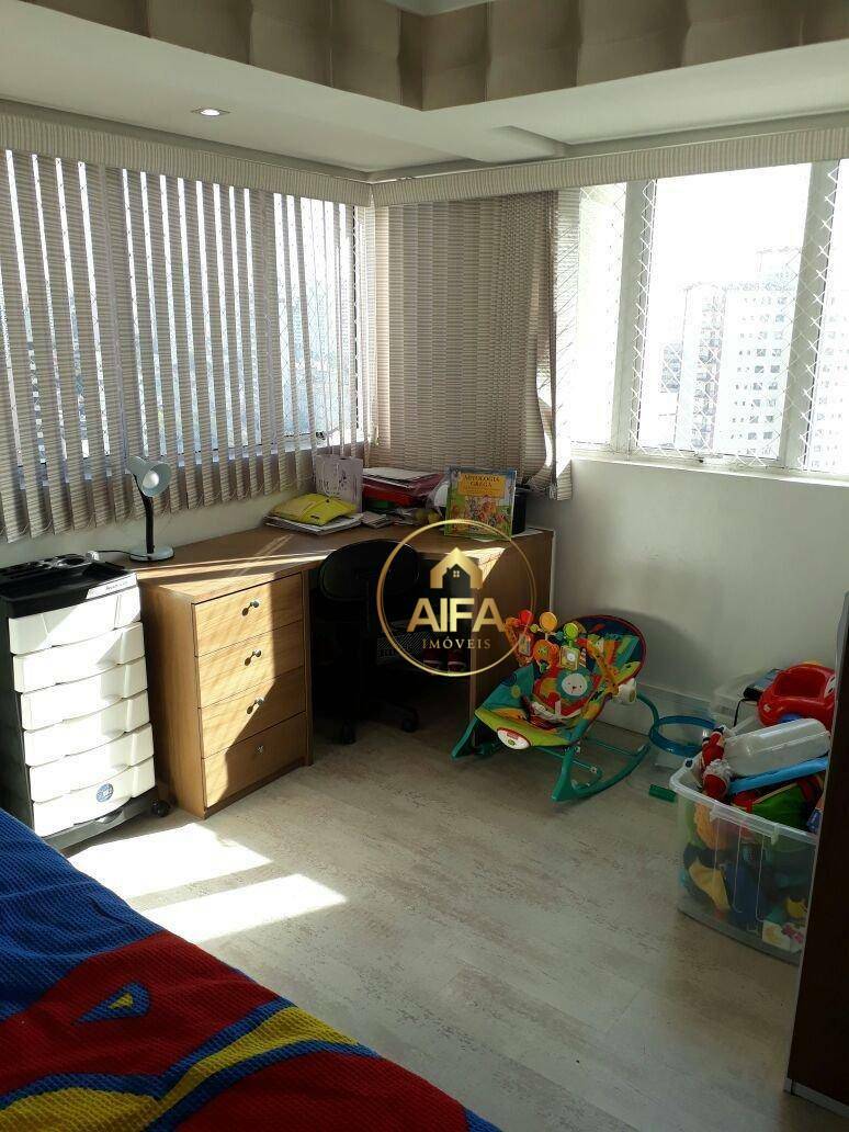 Apartamento à venda com 3 quartos, 87m² - Foto 11