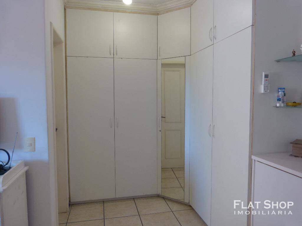 Apartamento à venda com 3 quartos, 135m² - Foto 26