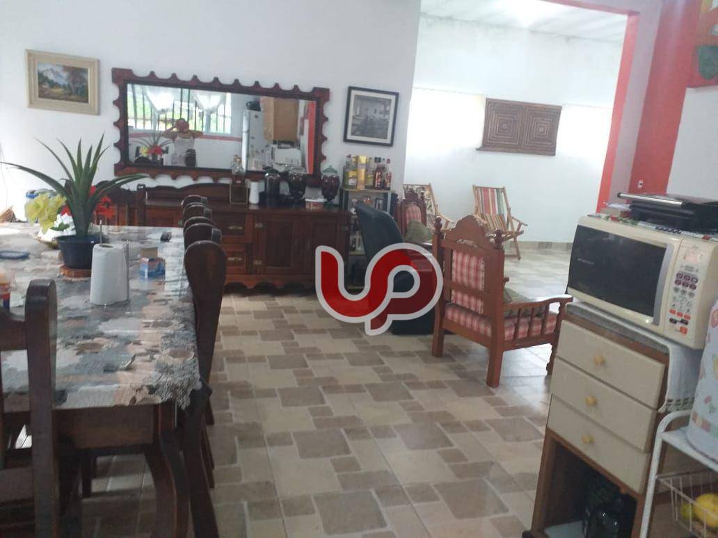 Sítio à venda com 5 quartos, 200m² - Foto 12