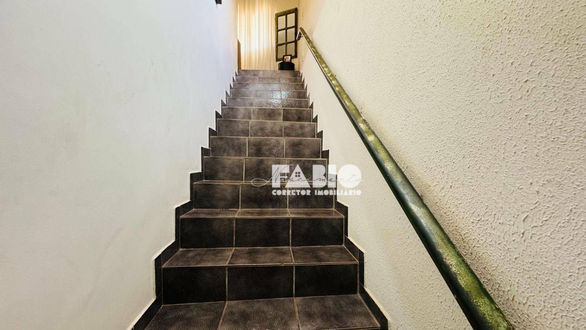 Sobrado à venda com 3 quartos, 228m² - Foto 18