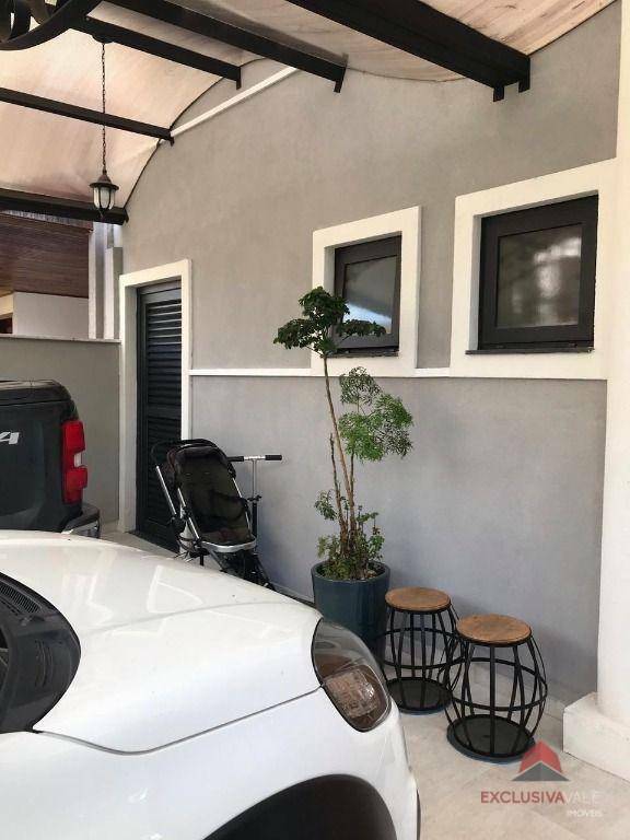 Casa de Condomínio à venda com 4 quartos, 270m² - Foto 20