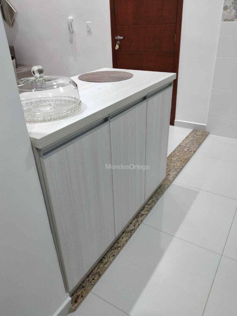 Apartamento à venda com 2 quartos, 54m² - Foto 11