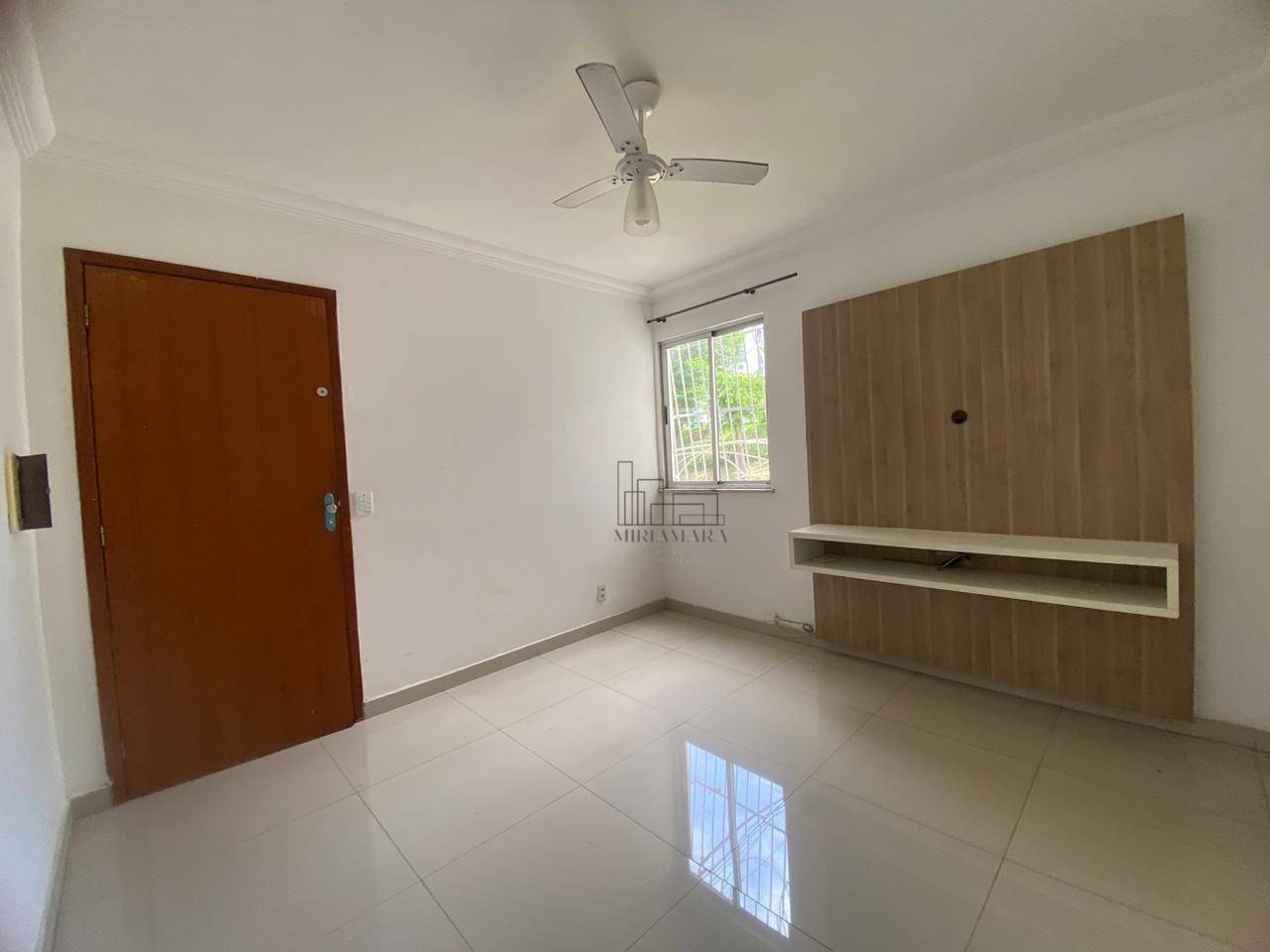 Apartamento à venda com 2 quartos, 42m² - Foto 1