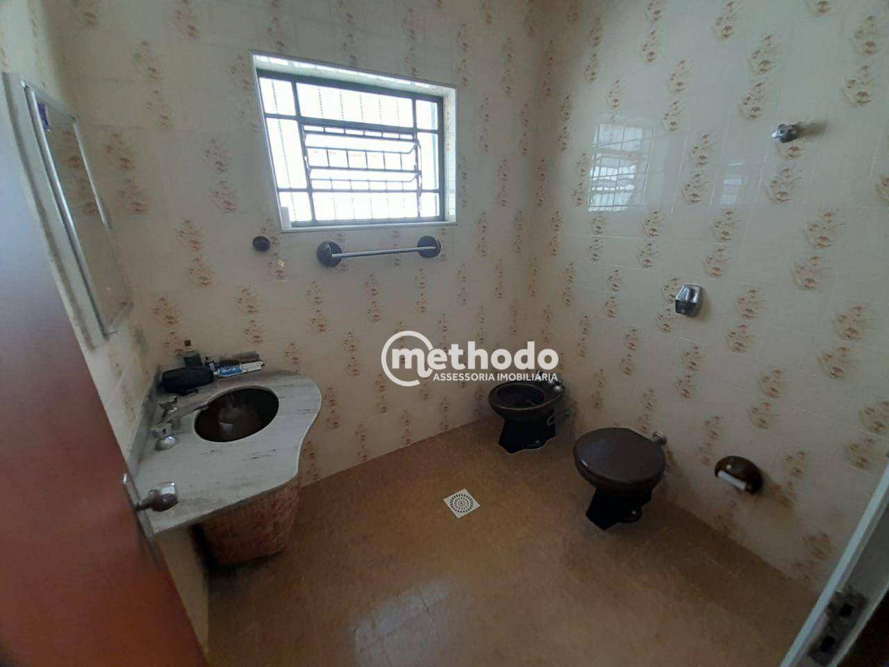 Casa à venda com 3 quartos, 206m² - Foto 18