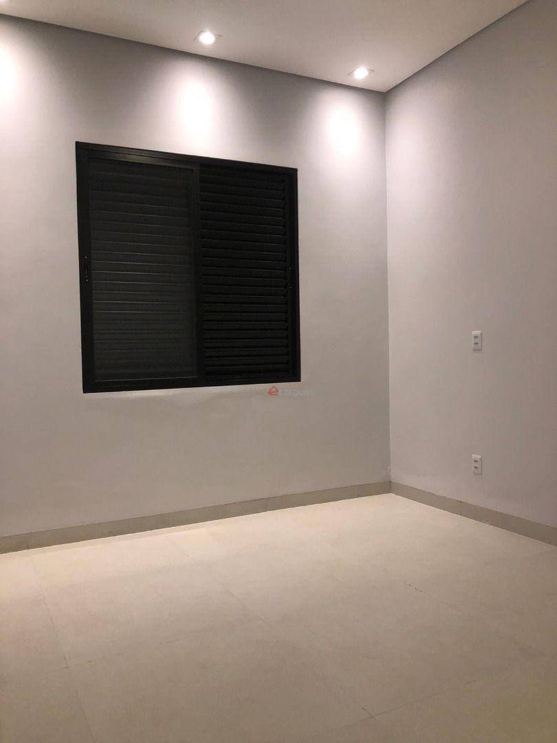 Casa à venda com 3 quartos, 146m² - Foto 11