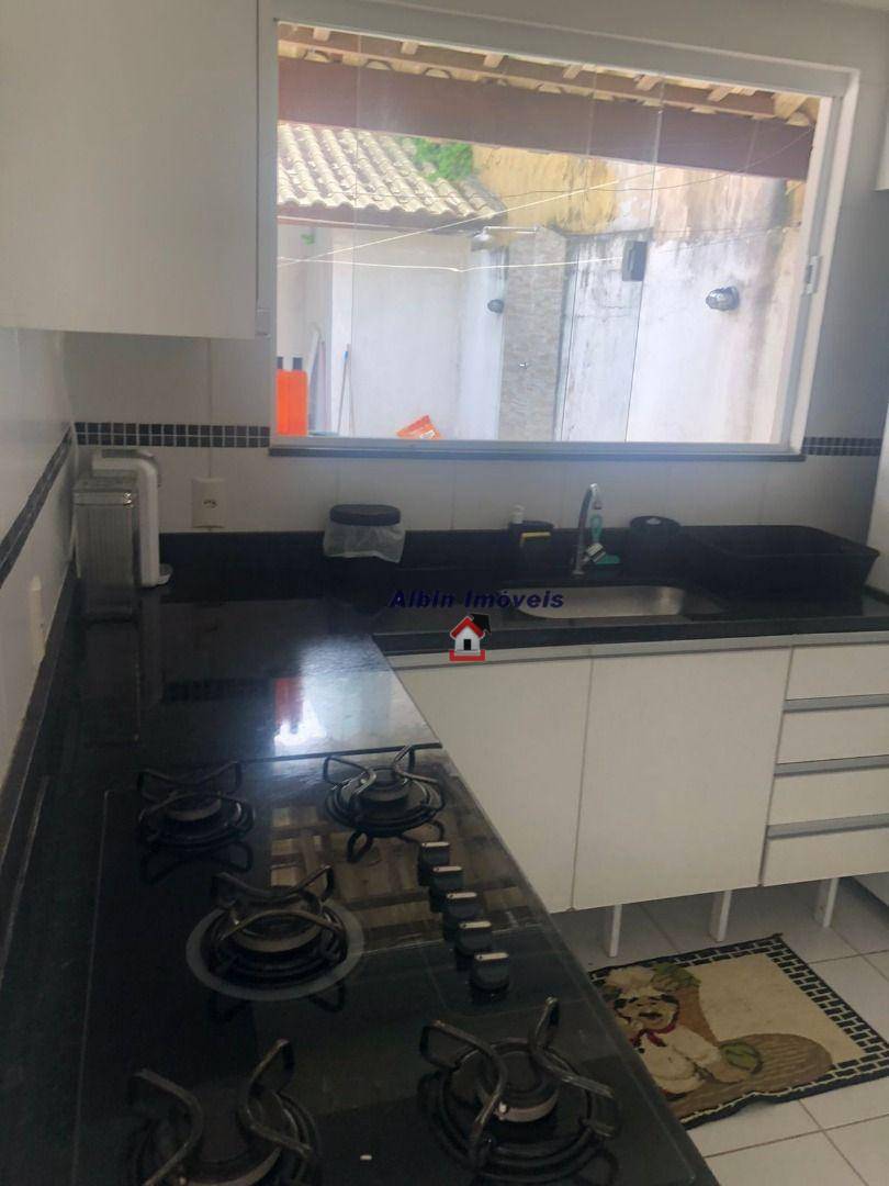 Casa à venda com 3 quartos, 131m² - Foto 12