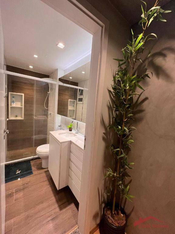 Apartamento para alugar com 2 quartos, 60m² - Foto 4