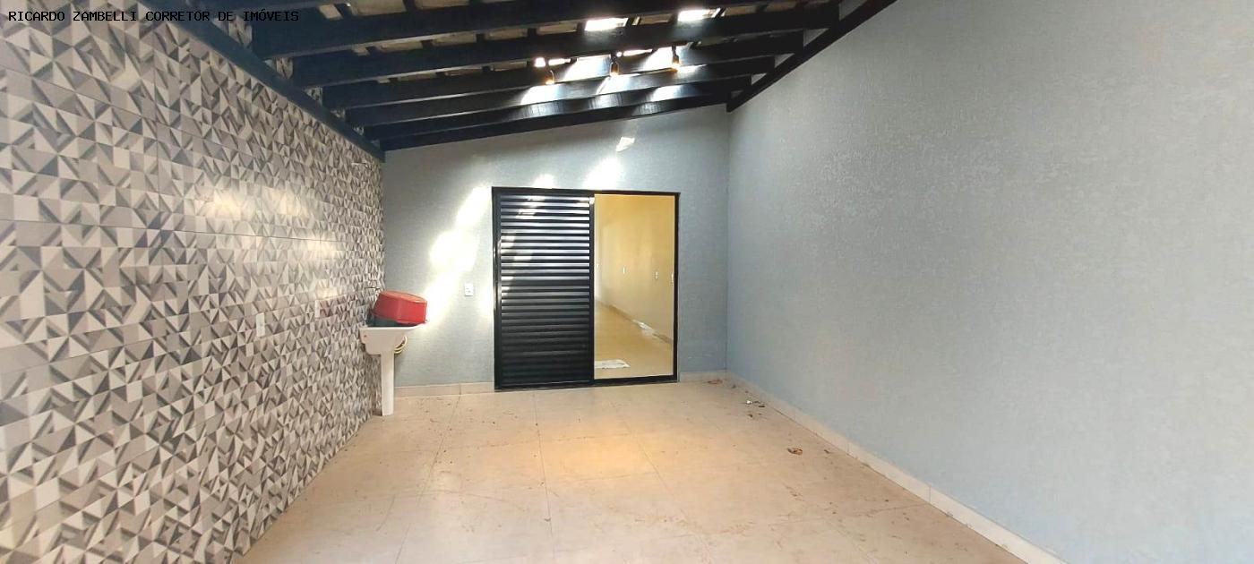 Casa à venda com 3 quartos, 250m² - Foto 10