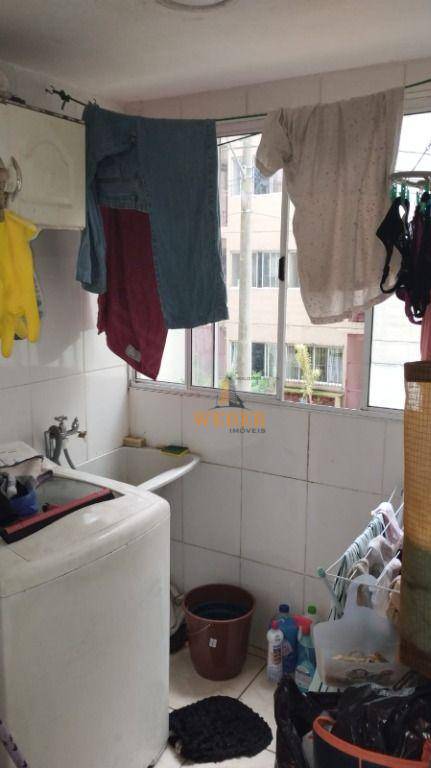 Apartamento à venda com 2 quartos, 48m² - Foto 2