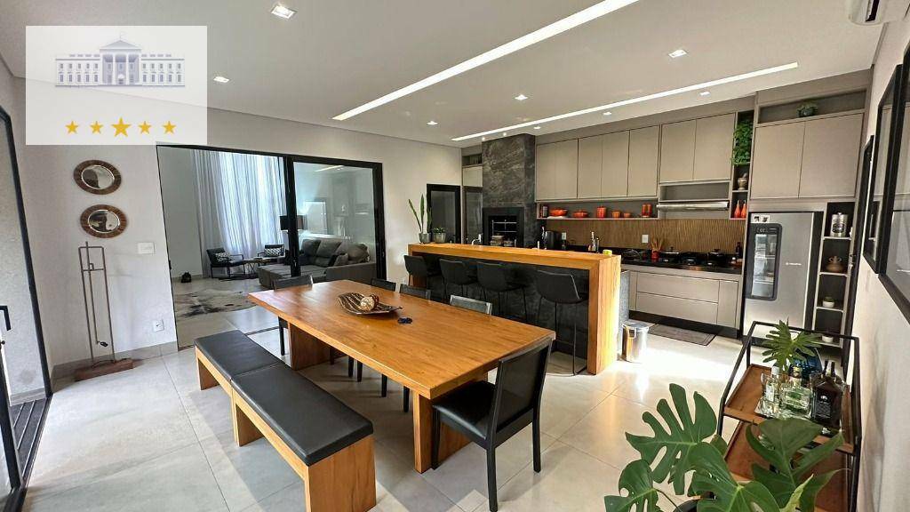 Casa de Condomínio à venda com 4 quartos, 252m² - Foto 8