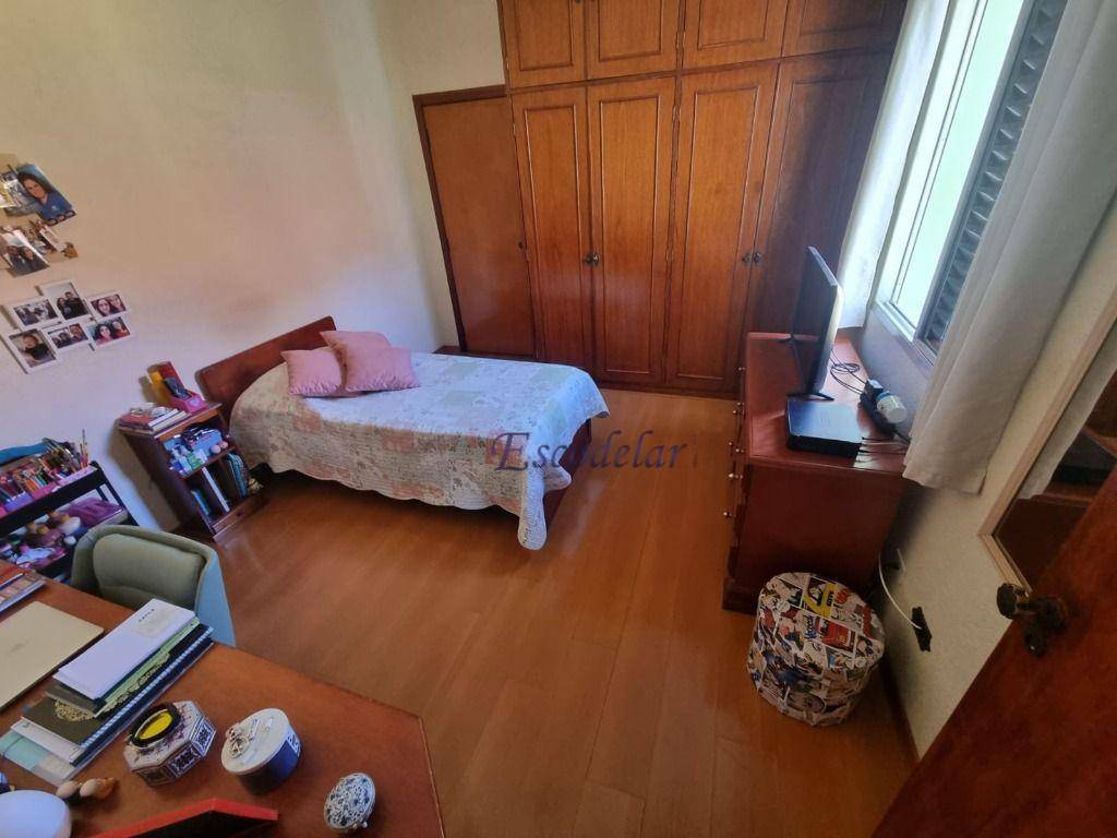 Sobrado à venda com 3 quartos, 200m² - Foto 9