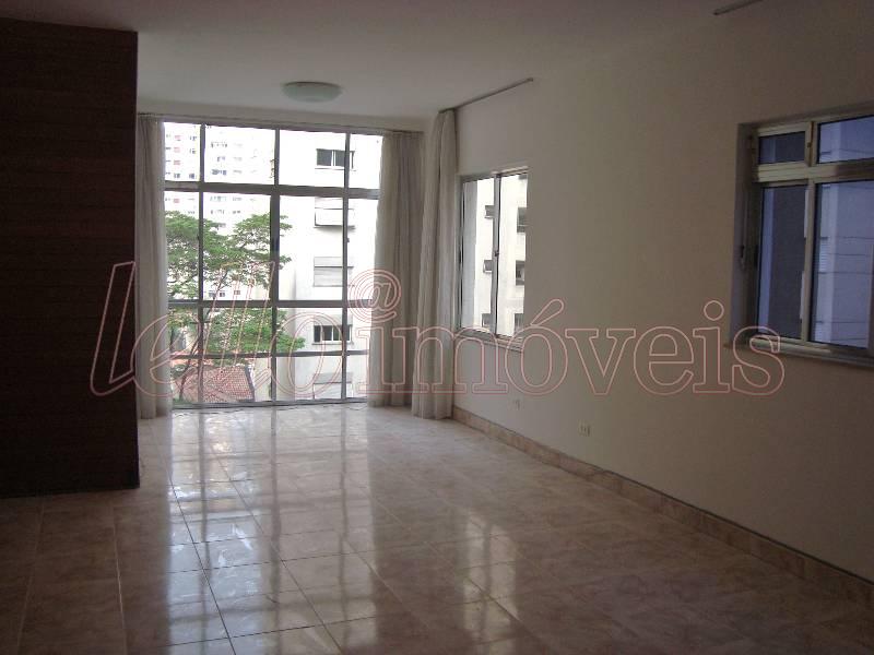 Apartamento à venda com 3 quartos, 218m² - Foto 1