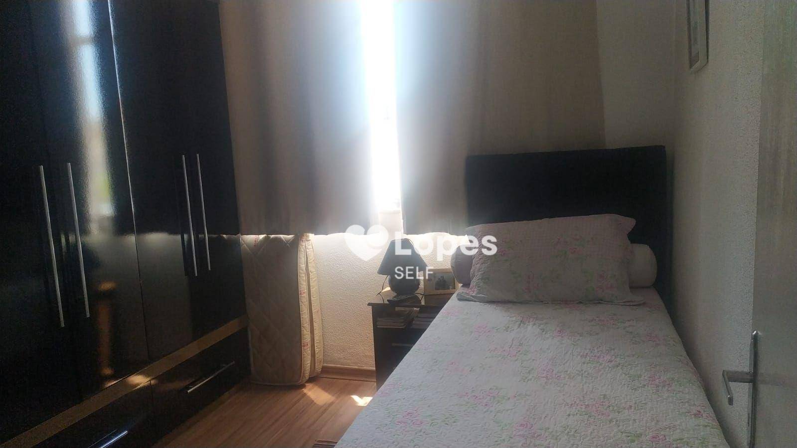 Apartamento à venda com 2 quartos, 79m² - Foto 4