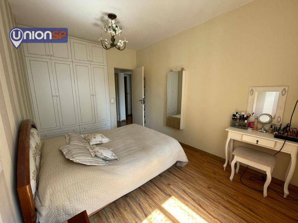 Apartamento à venda com 3 quartos, 106m² - Foto 4