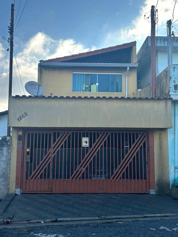 Casa à venda com 2 quartos, 170m² - Foto 2