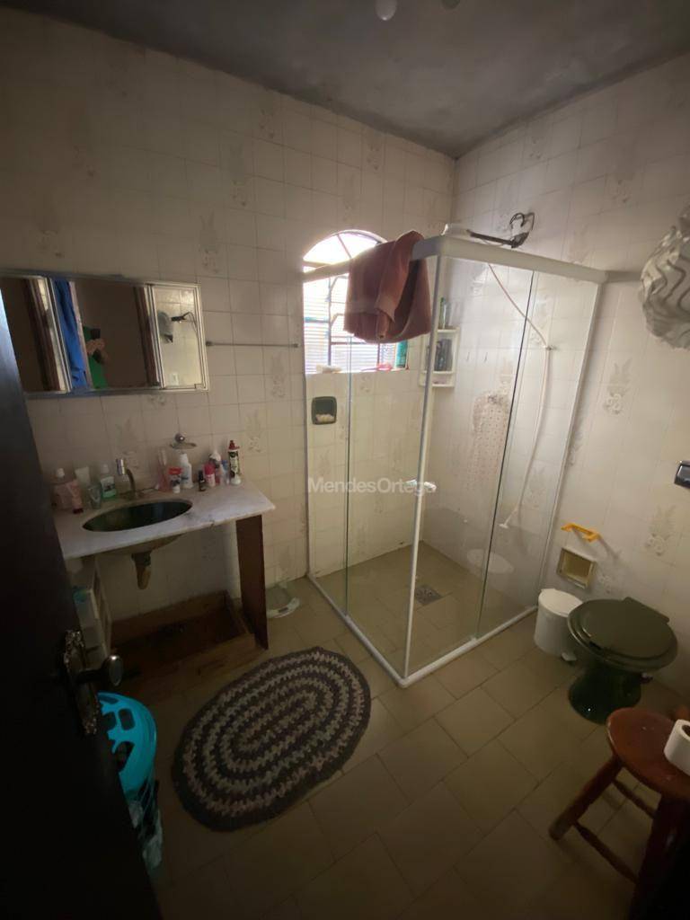 Casa à venda com 4 quartos, 218m² - Foto 12