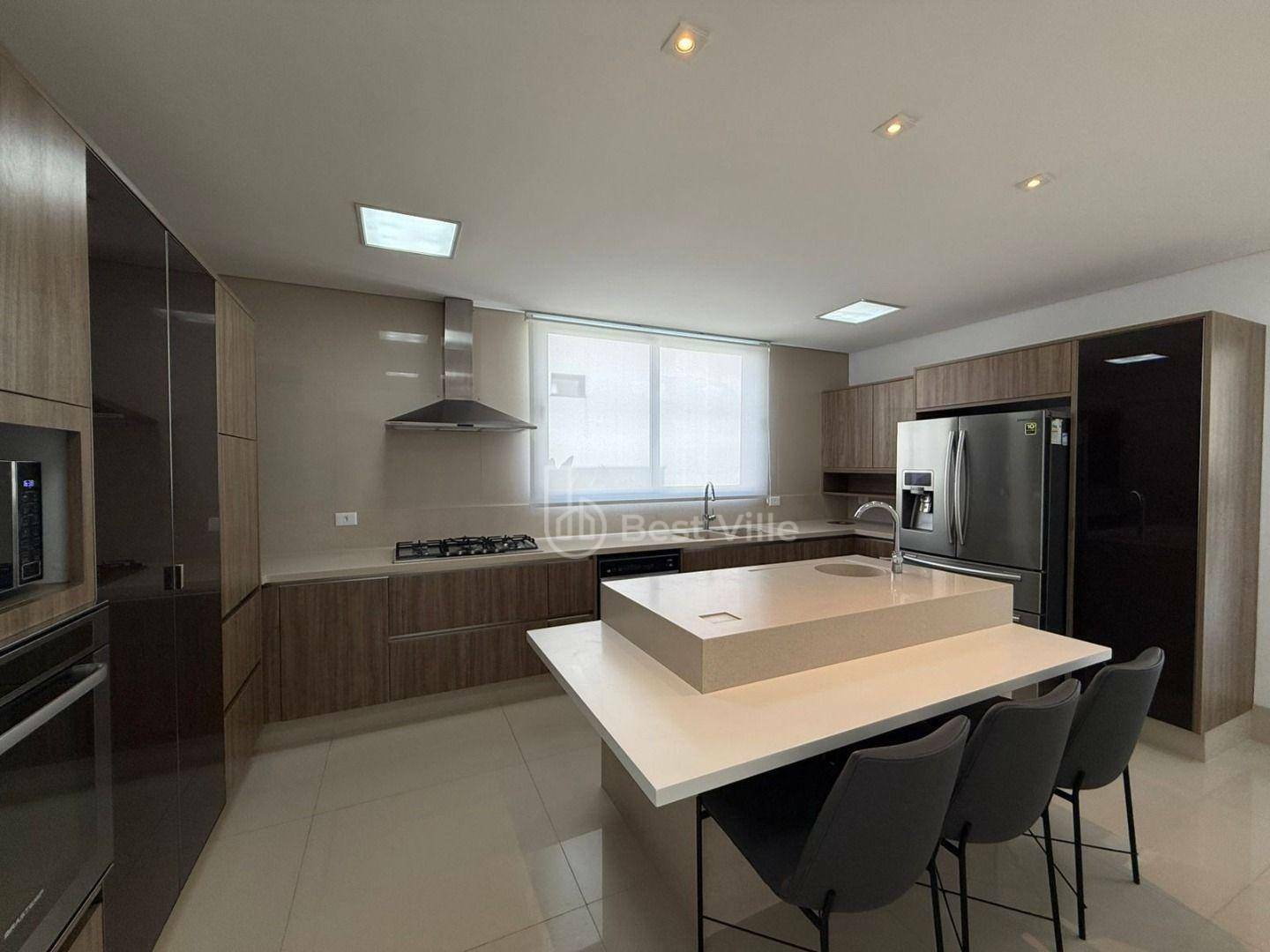 Casa de Condomínio para alugar com 4 quartos, 600m² - Foto 33
