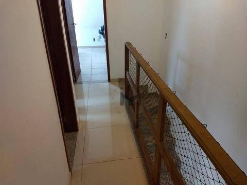 Casa à venda com 3 quartos, 82m² - Foto 13