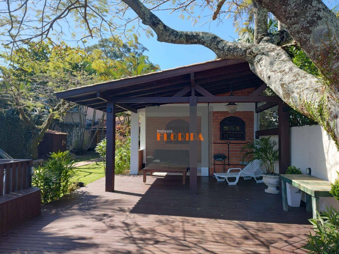 Casa à venda com 5 quartos, 153m² - Foto 6