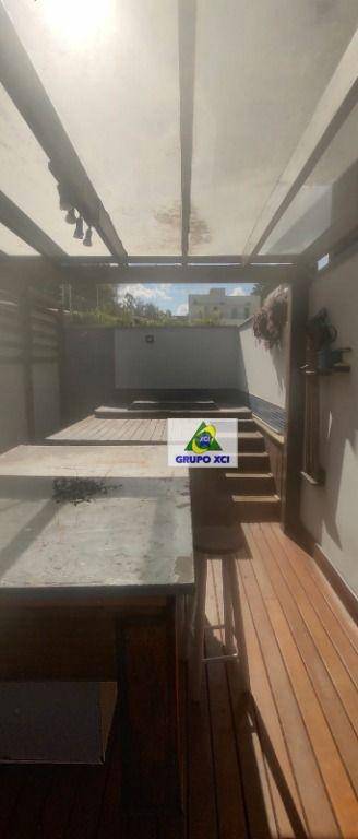 Casa de Condomínio à venda com 3 quartos, 221m² - Foto 26