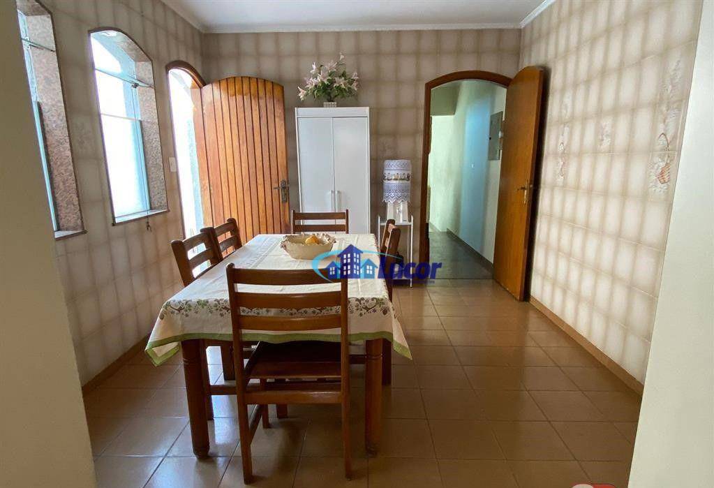 Sobrado à venda com 5 quartos, 182m² - Foto 17