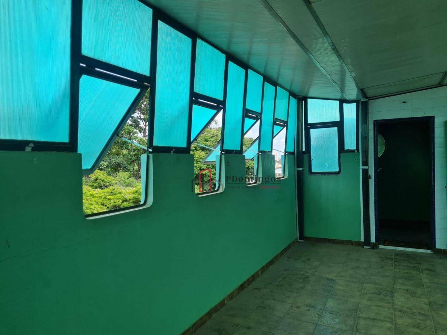 Sobrado à venda com 4 quartos, 213m² - Foto 12