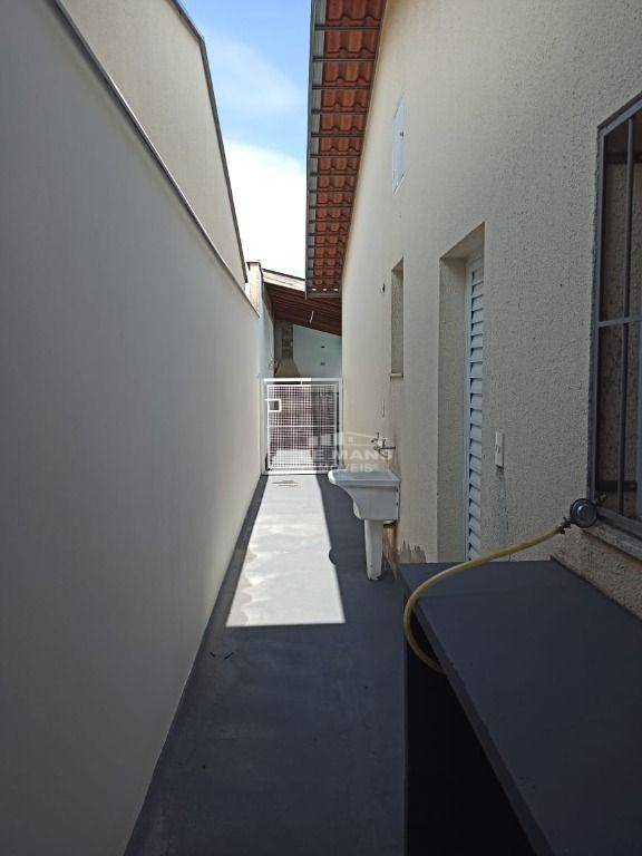 Casa à venda com 2 quartos, 100m² - Foto 17