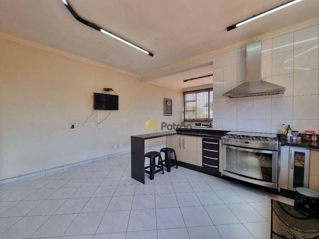 Sobrado à venda com 3 quartos, 550m² - Foto 14