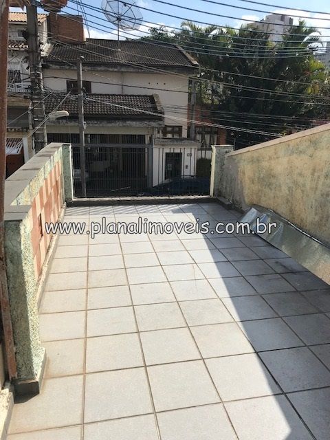 Casa à venda com 6 quartos, 250m² - Foto 18