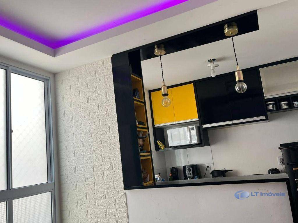 Apartamento à venda com 2 quartos, 42m² - Foto 5