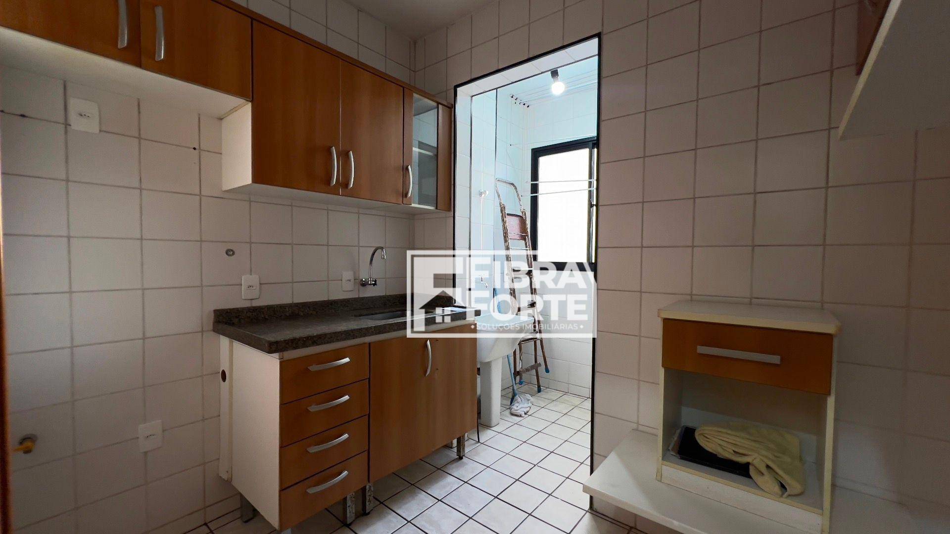 Apartamento à venda com 2 quartos, 64m² - Foto 7