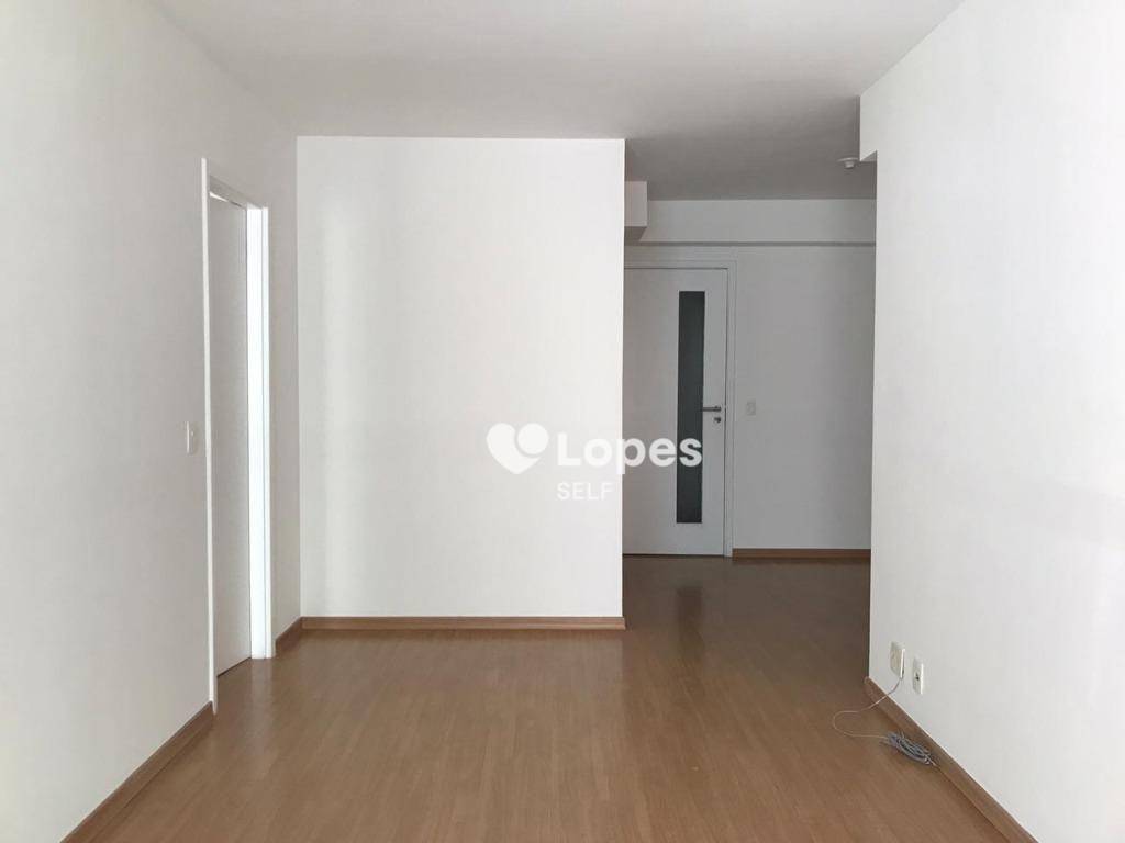 Apartamento à venda com 1 quarto, 57m² - Foto 3