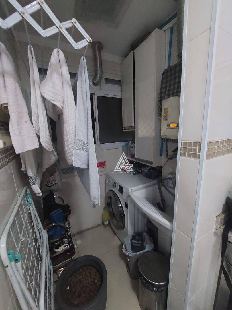 Apartamento à venda e aluguel com 2 quartos, 50m² - Foto 11