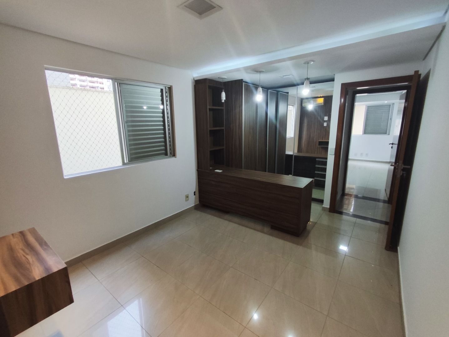 Apartamento à venda com 3 quartos, 238m² - Foto 30