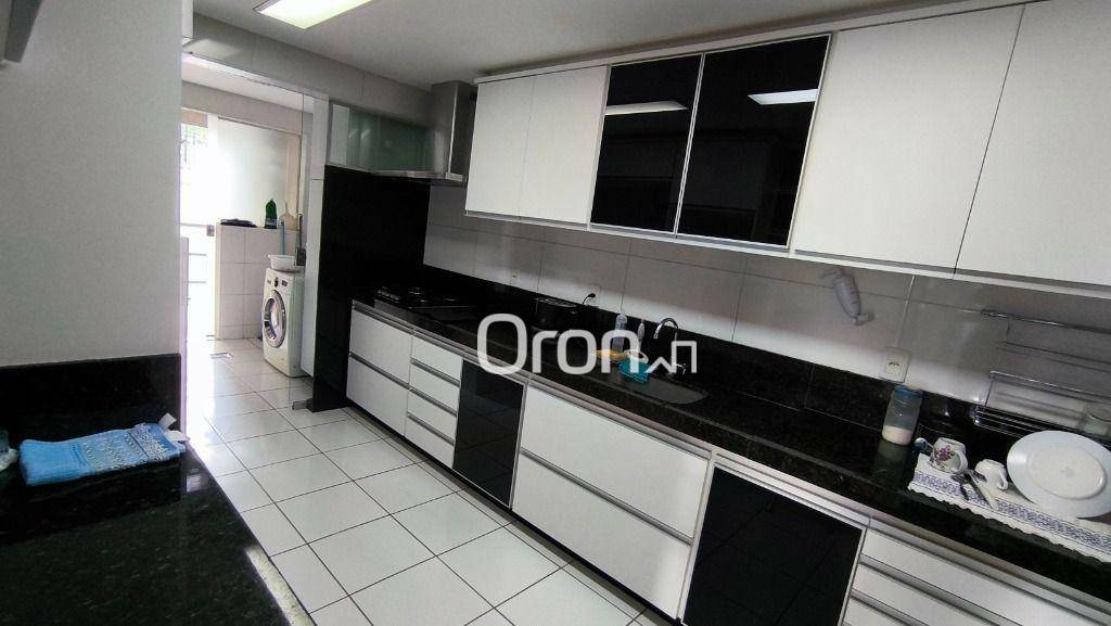 Apartamento à venda com 3 quartos, 125m² - Foto 7