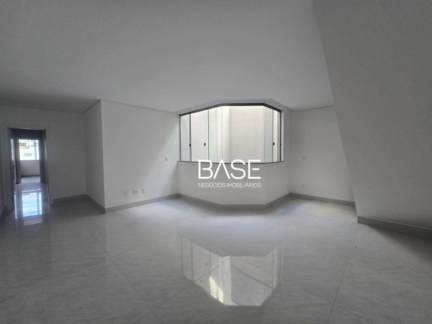 Cobertura, 4 quartos, 240 m² - Foto 1