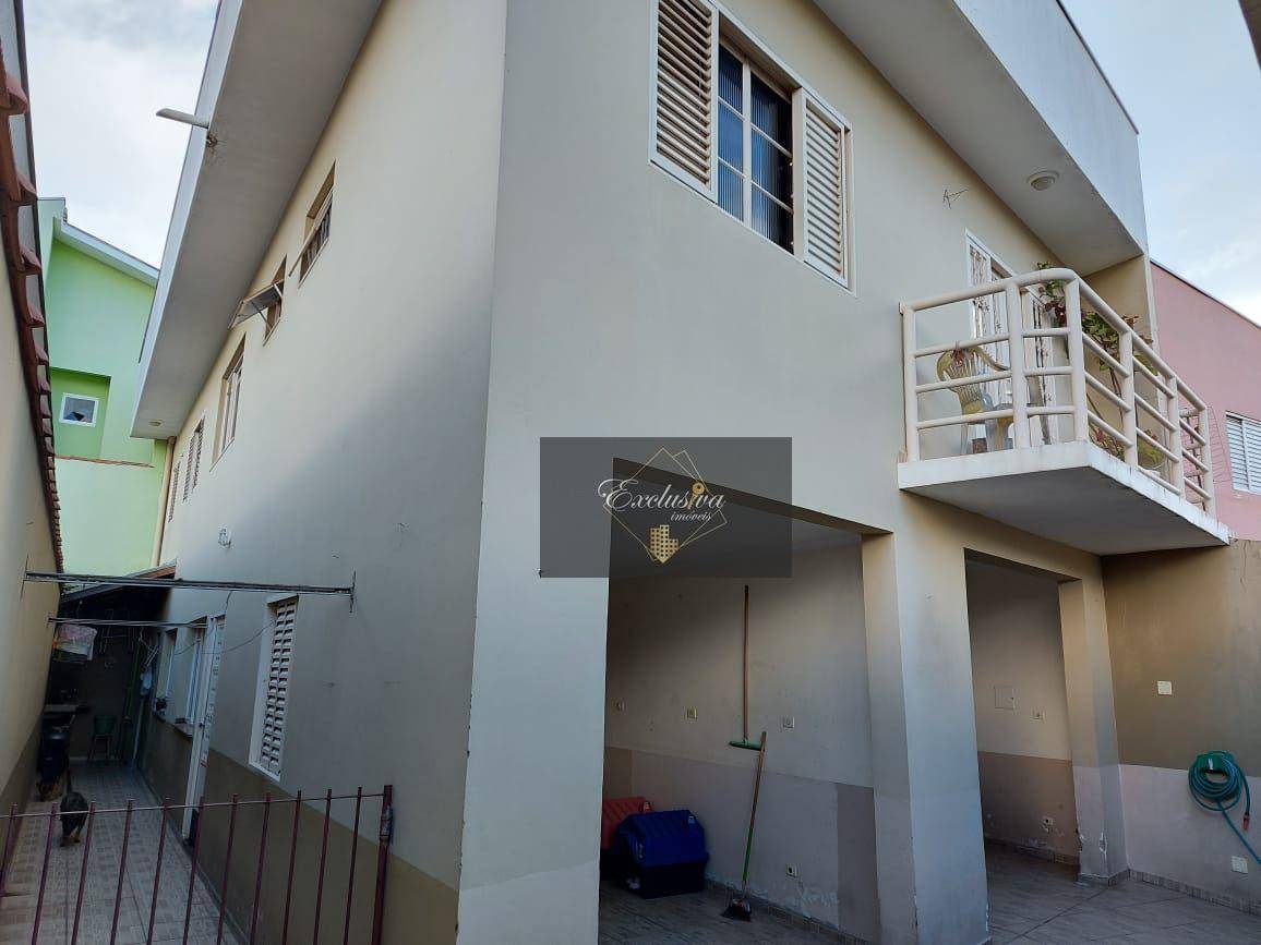 Casa à venda com 3 quartos, 200m² - Foto 1