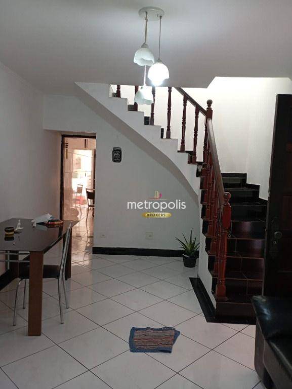 Sobrado à venda com 3 quartos, 140m² - Foto 1