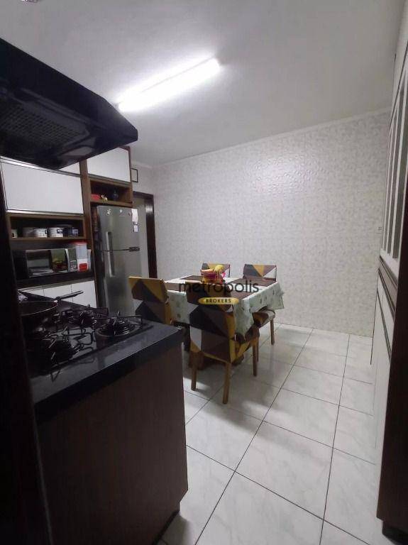 Casa à venda com 2 quartos, 203m² - Foto 10