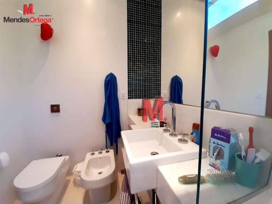 Casa de Condomínio à venda com 3 quartos, 360m² - Foto 17