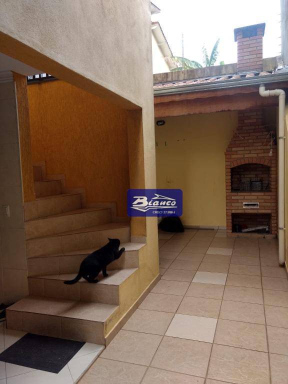 Sobrado à venda com 3 quartos, 247m² - Foto 23