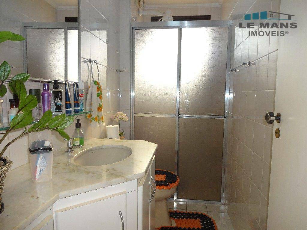 Apartamento à venda com 3 quartos, 74m² - Foto 42