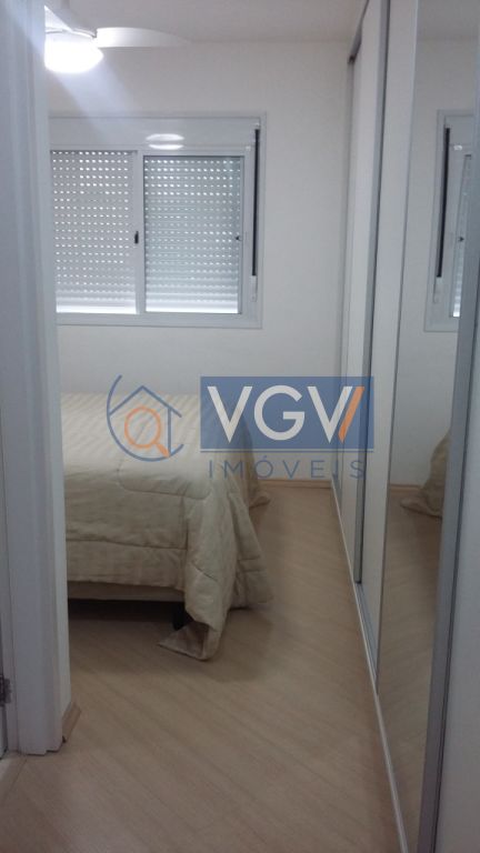 Apartamento à venda com 2 quartos, 65m² - Foto 4