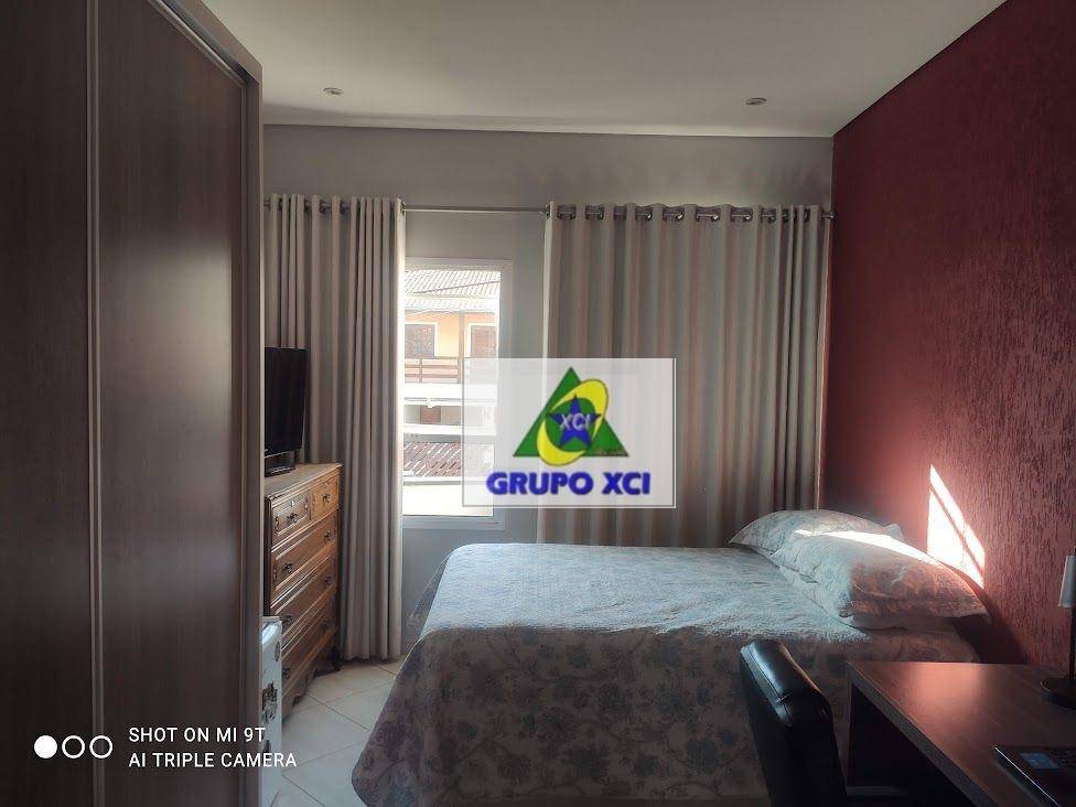 Casa de Condomínio à venda com 3 quartos, 264m² - Foto 11