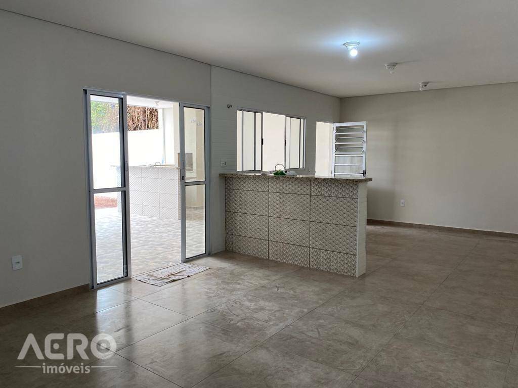 Casa à venda com 2 quartos, 150m² - Foto 19