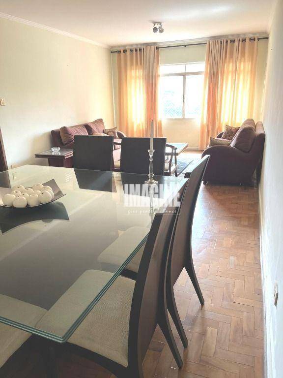 Apartamento à venda com 3 quartos, 140m² - Foto 1