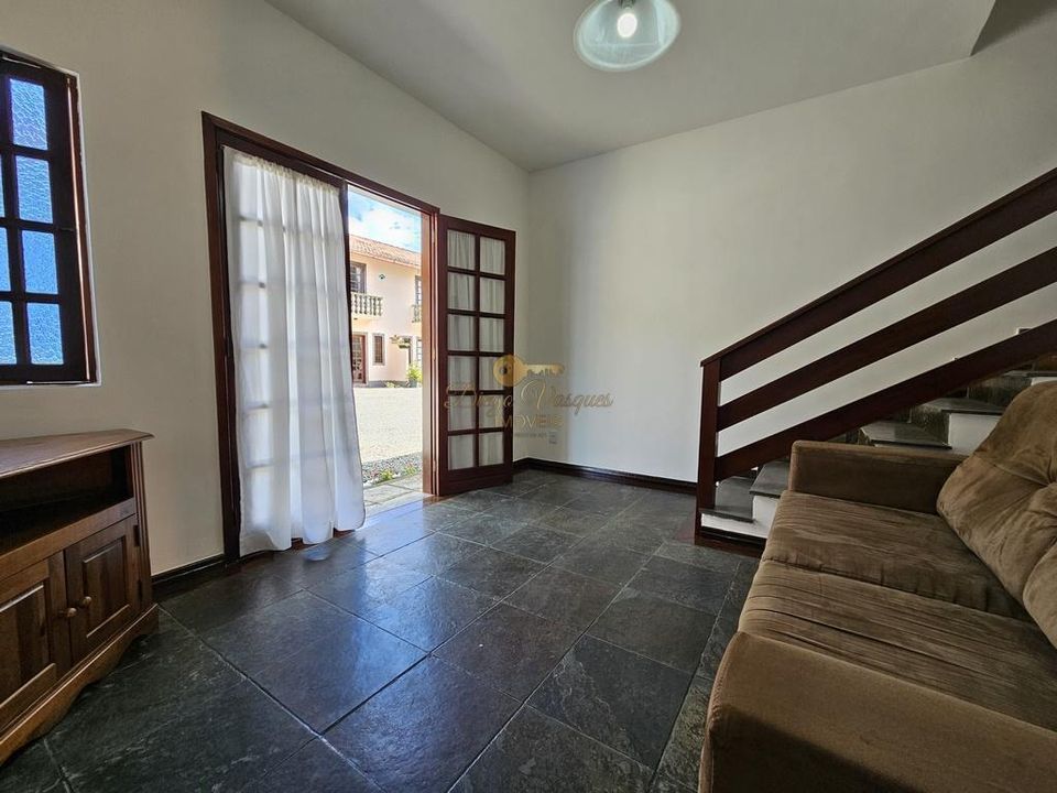 Casa de Condomínio à venda com 2 quartos, 70m² - Foto 1